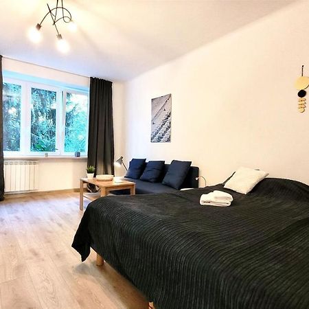 Great Life - Apartment Next To Metro Station Varsovia Exterior foto