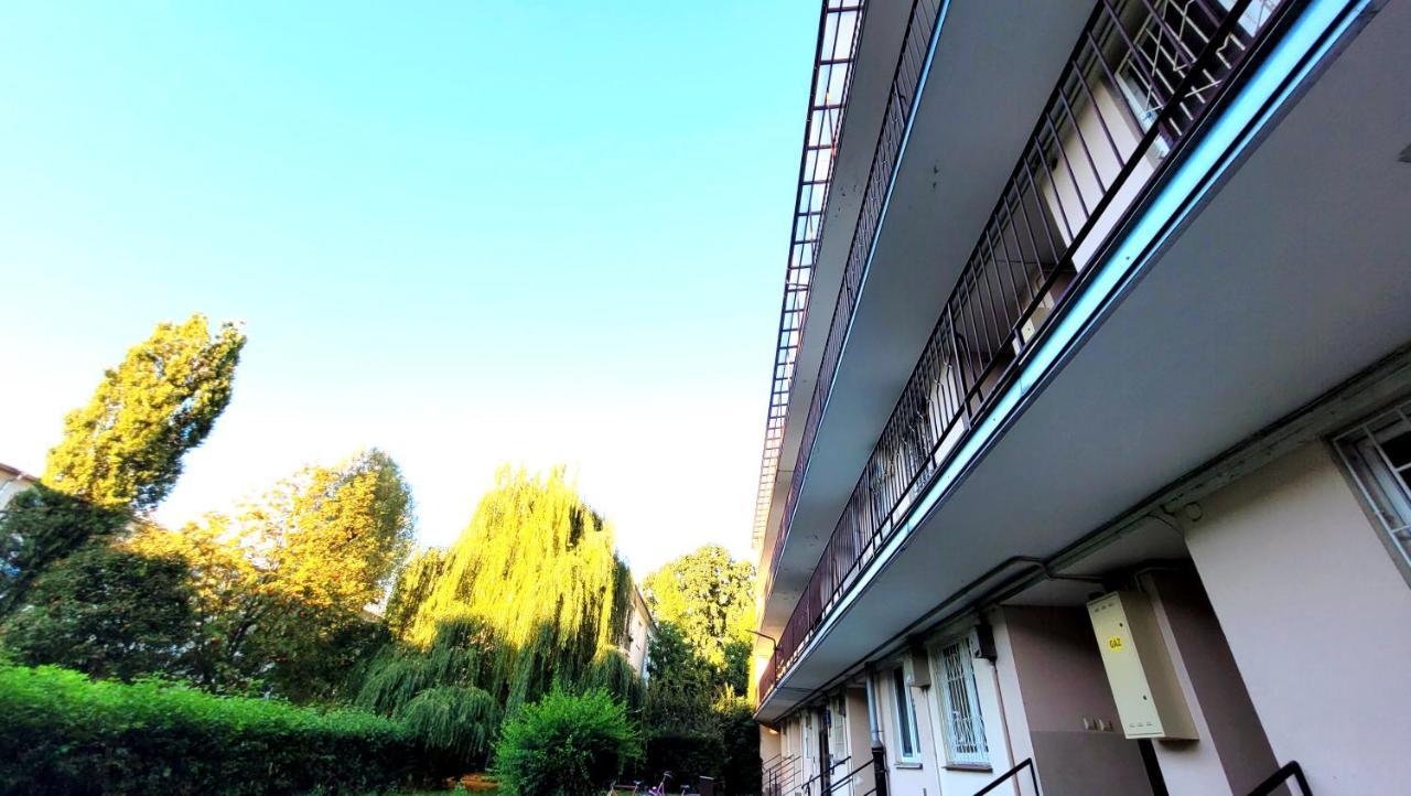 Great Life - Apartment Next To Metro Station Varsovia Exterior foto
